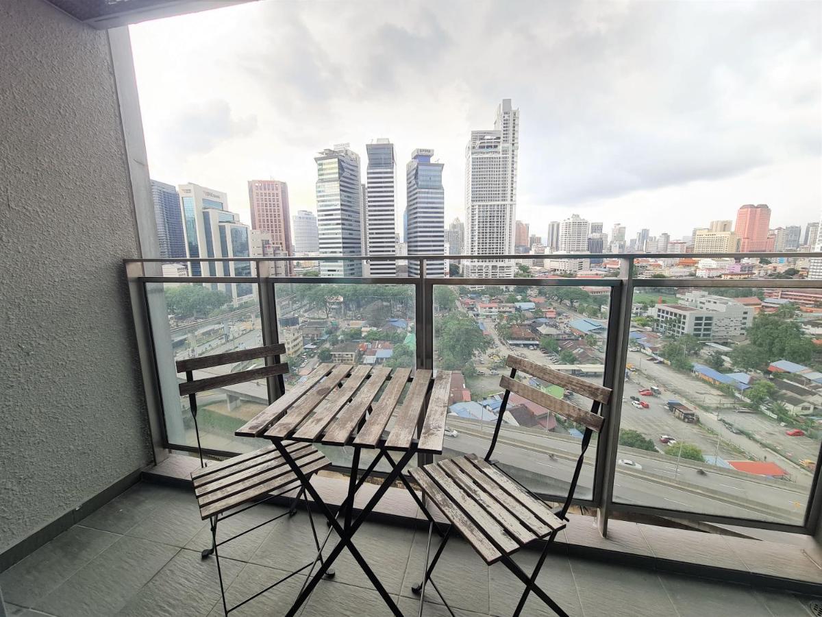 Summer Suites Apartment @Klcc By Sarah'S Lodge Kuala Lumpur Zewnętrze zdjęcie